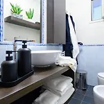 Apartament Nipare - Dimore Partenopee *